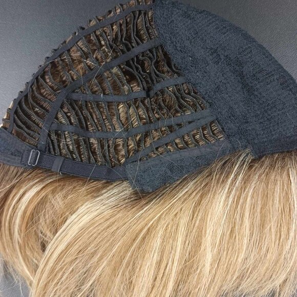 Reese Wig by Noriko - Picture 4 of 13